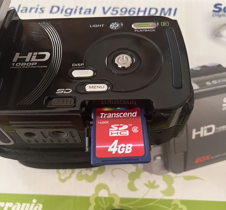 Videocámara Digital (5 Mpx, Zoom óptico de 5X, 32 MB