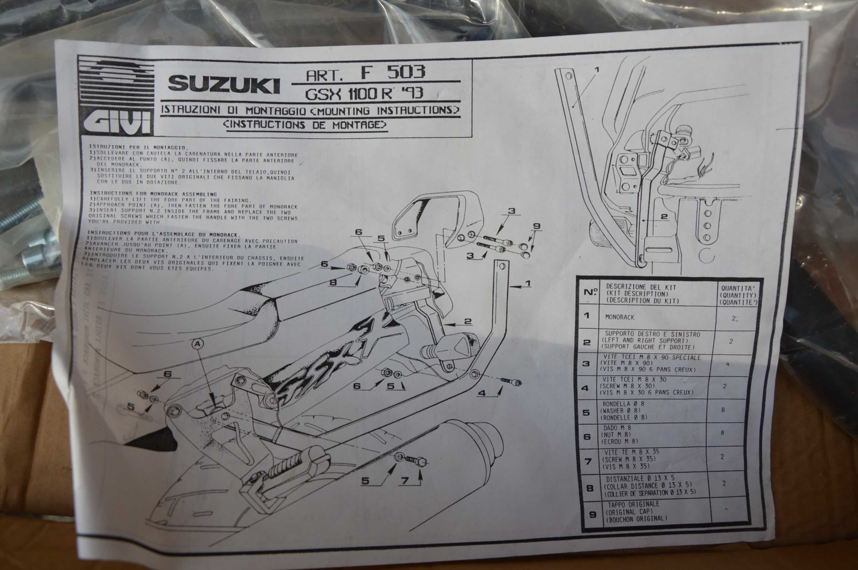 Suzuki gsxr 750/1100 olejak/wodniak GIVI stelaz pod kufer centralny