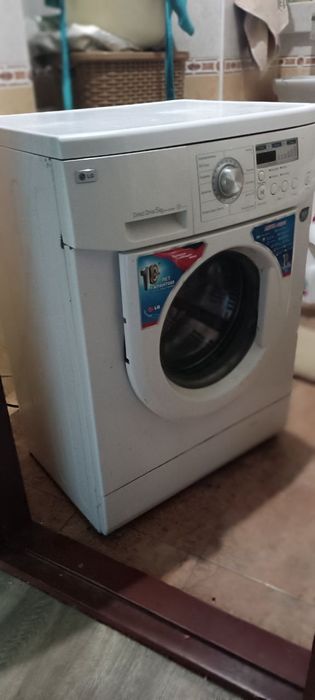Продам стиральную машинку