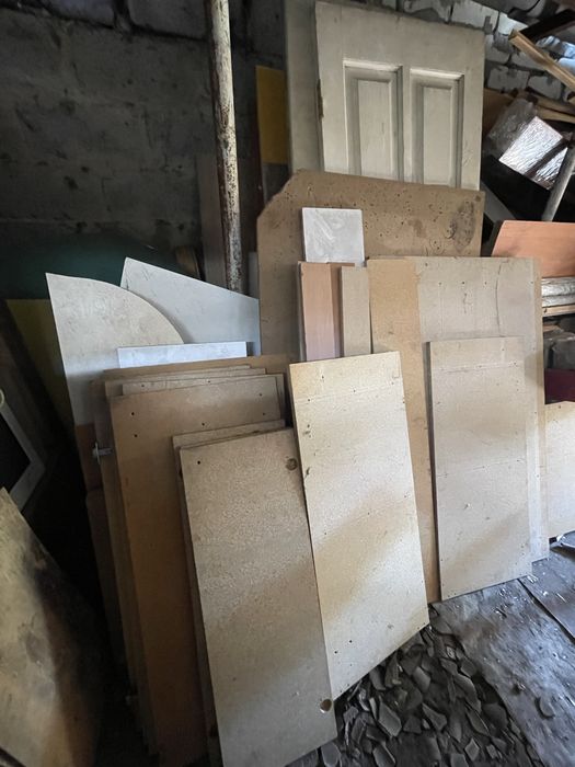 ДСП, ЛДСП, двері та меблеві деталі (набір)