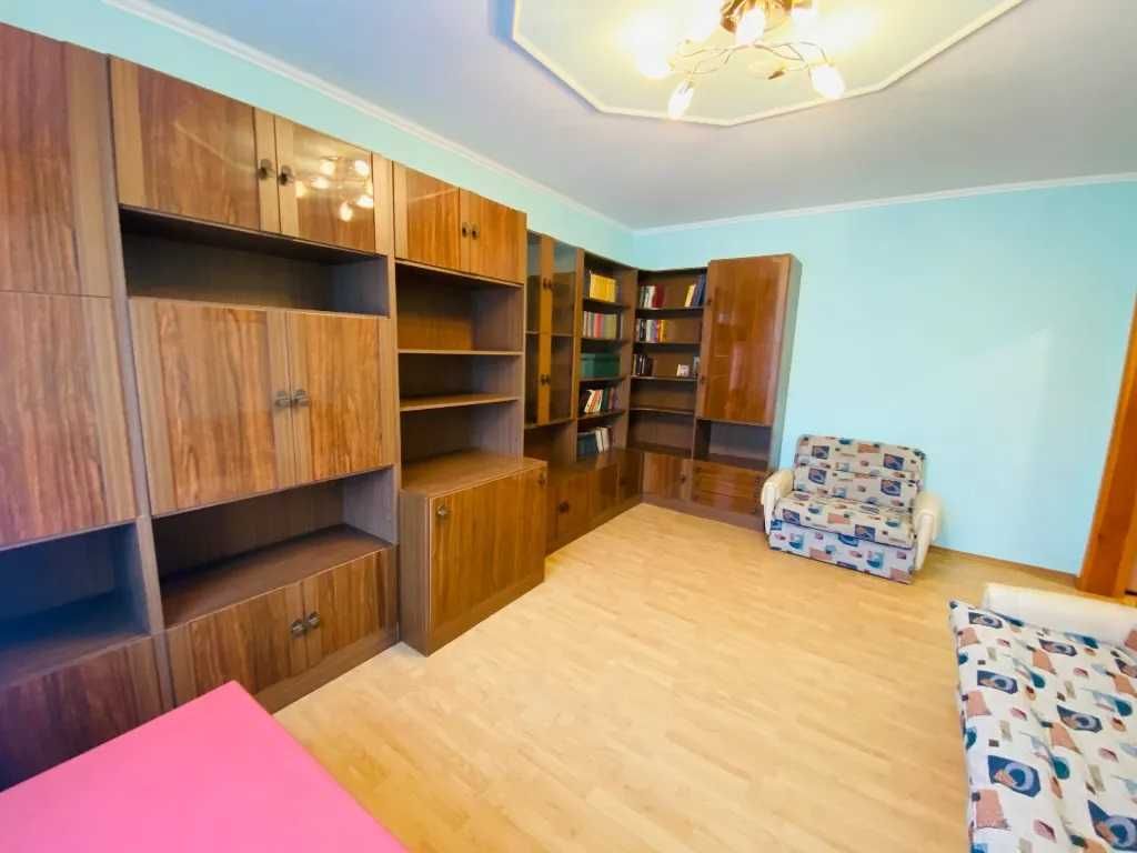 Продам бульшую, теплую 3 победа 6.Фанатзия