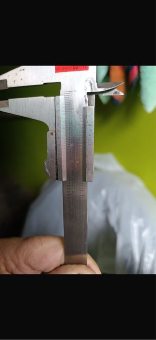 Opony wielosezonowe w dobrym stanie