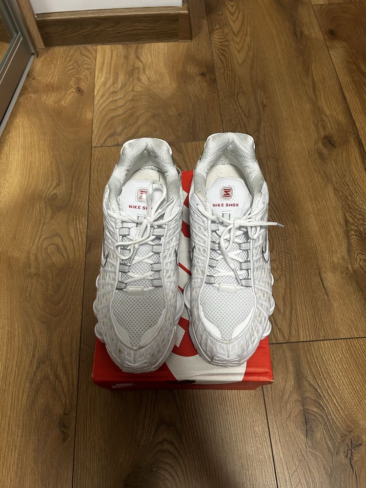 Nike Shox Biale