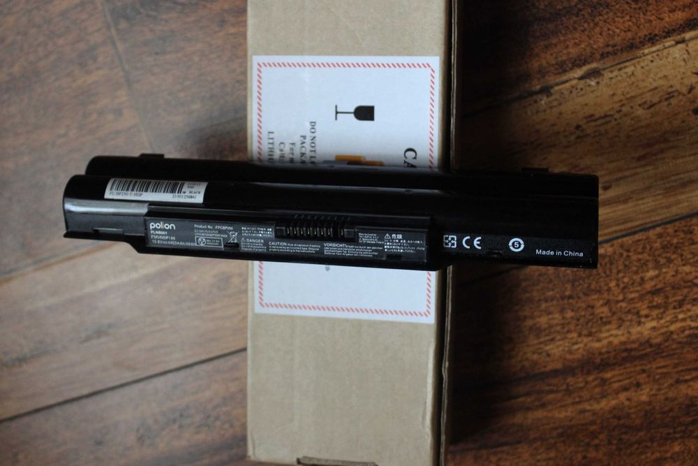 акумулятор від ноутбука Fujitsu LifeBook A531 працює 1 годину 27 хвил.