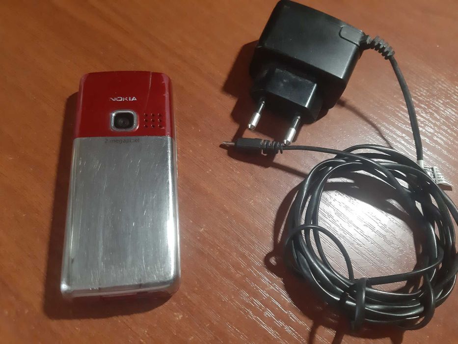 Телефон Nokia 6300