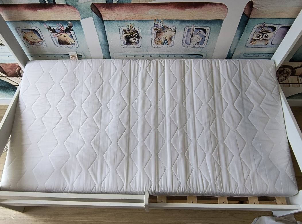 Łóżko domek z szufladą 160x80 i materacem FDM