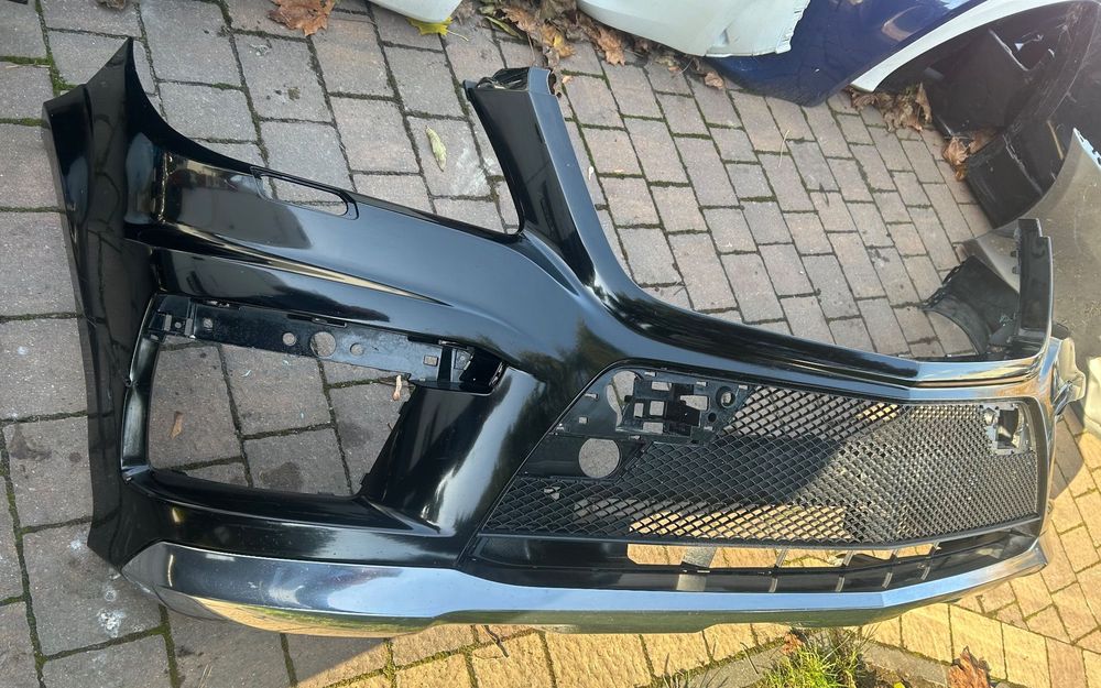 MERCEDES GL  6.3 AMG ZDERZAK PRZOD IGLA ORG