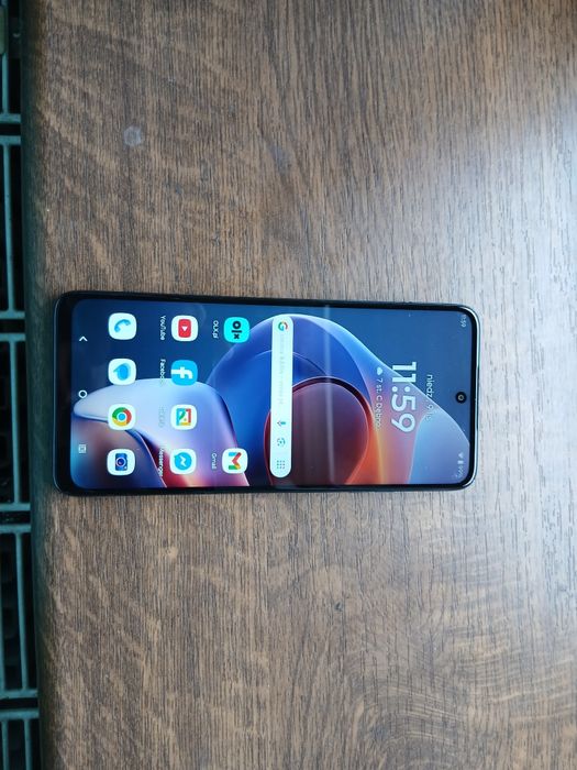 Smartfon motorola e15