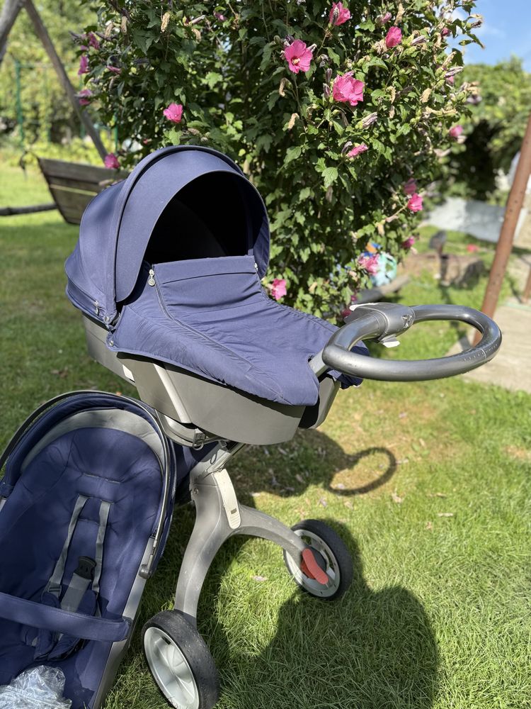 Коляска, возик Stokke xplory v4