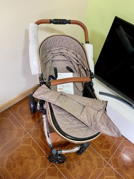 Carro de bebe novo
