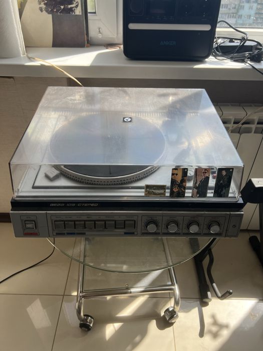 Вініловий програвач вега 109 стерео, колонки, вініл