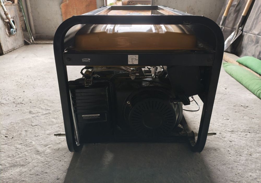 Бензиновий генератор 5/5.5 кВт Forte FG6500E.