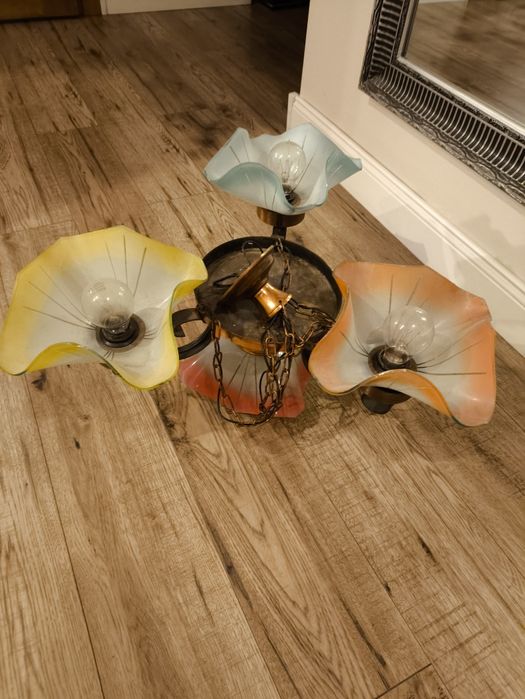 Stary żyrandol z PRL-u antyk