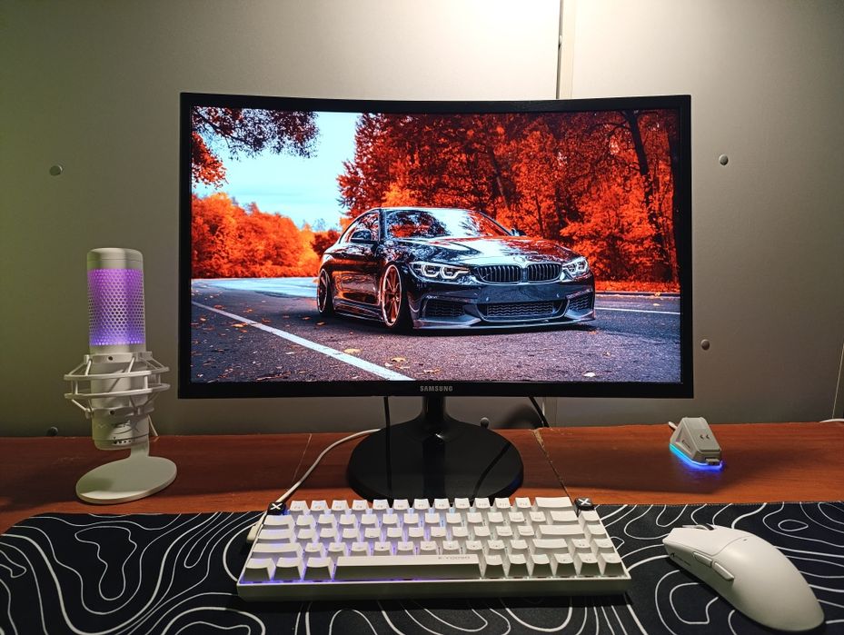 Монитор 24" Samsung С24F390FHI  Изогнутый