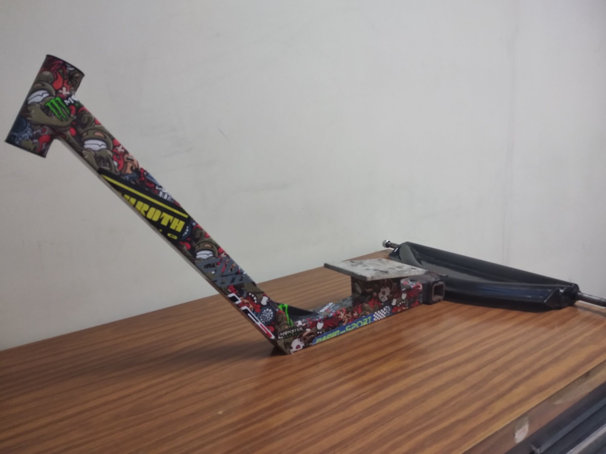 Diversas peças para drift trike