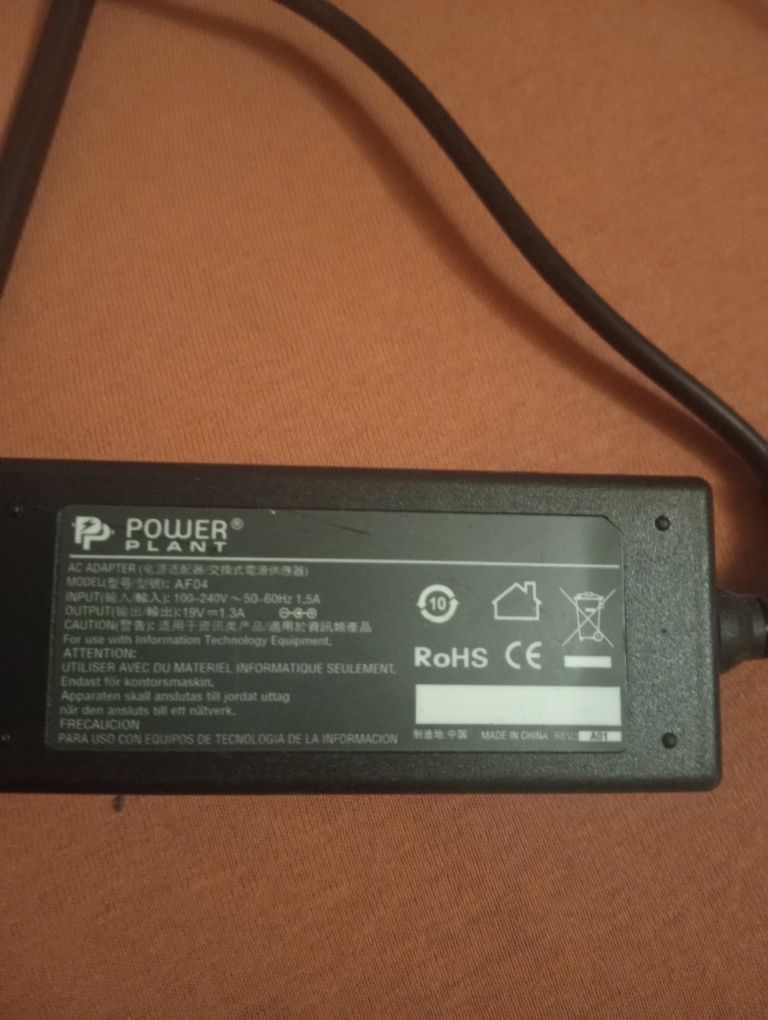 Блоки живлення 12 V і 19V