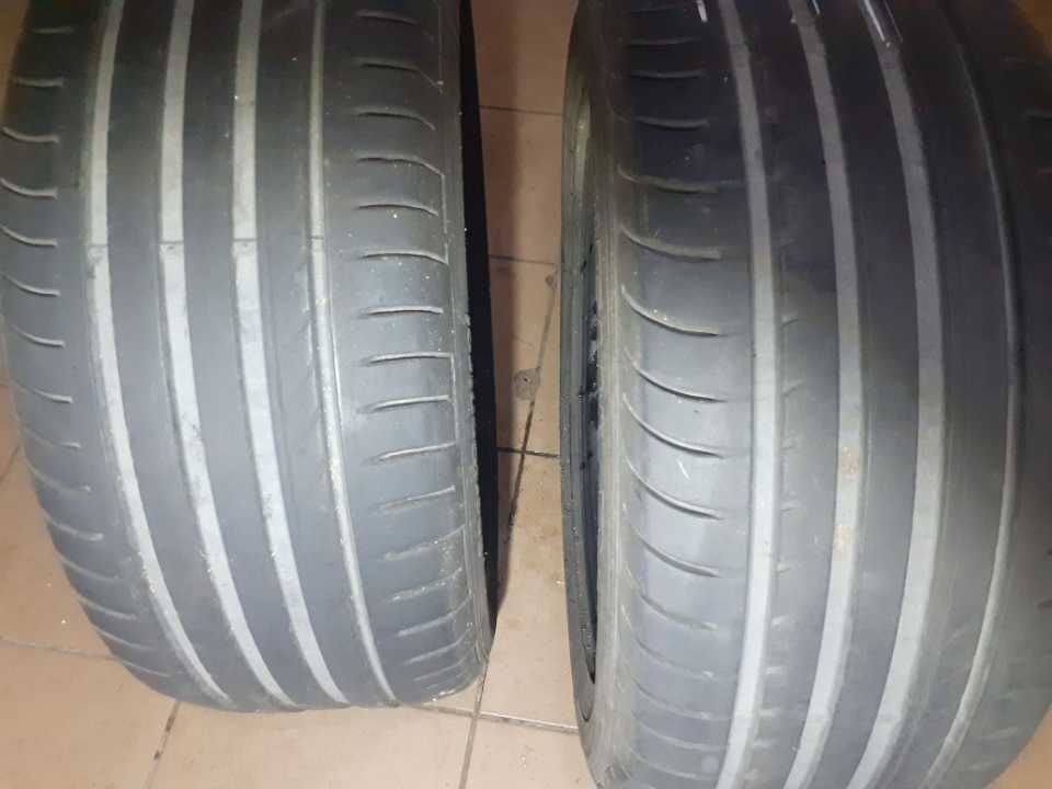 Sprzedam opony 215/55R16