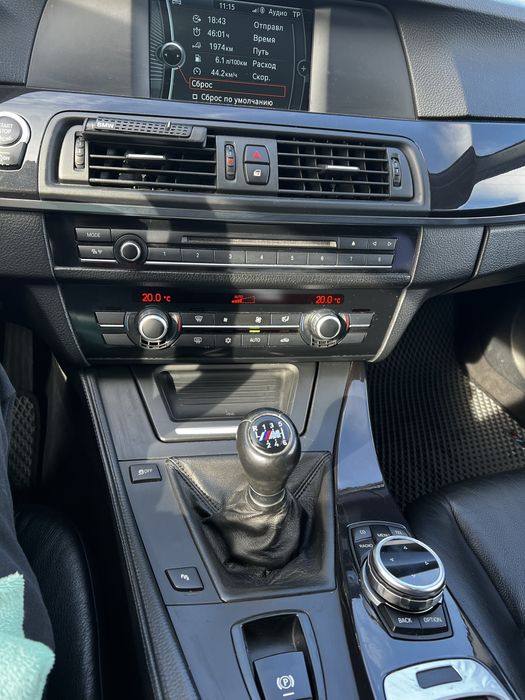 Продаю власне авто бмв ф 10