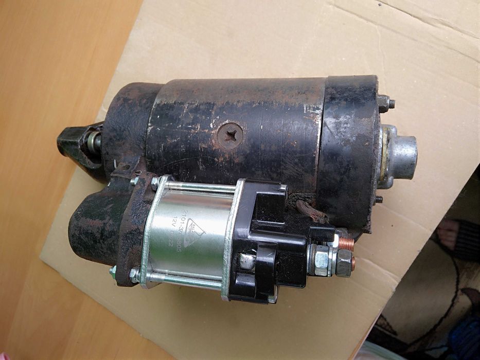 Продам стартер (рабочий) ВАЗ 2101
