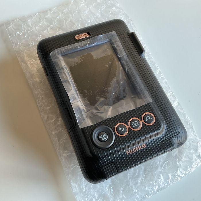 Máquina fotográfica instantânea Fujifilm Instax mini LiPlay (comonova)