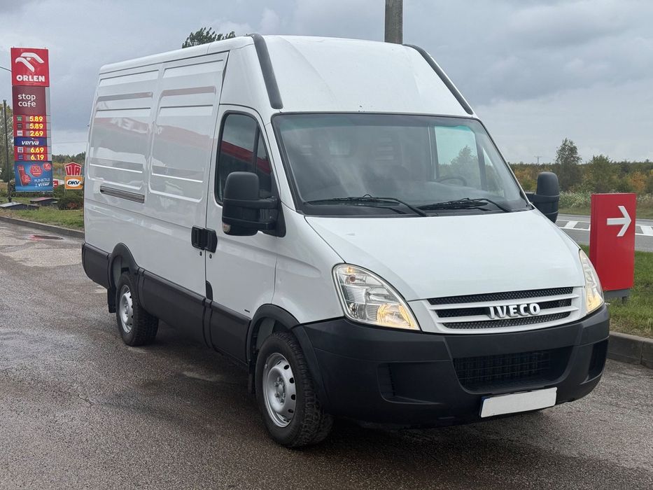 Iveco Daily  Iveco daily 35/18. mały pzebieg