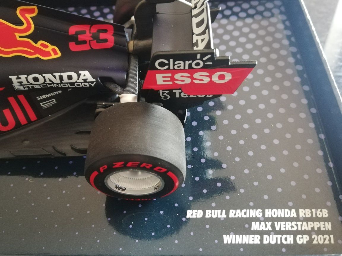 Miniatura F1 Max Verstappen edição limitada GP Holanda 2021 1/18