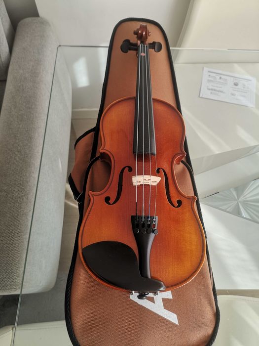 Violino 1/2 impecável