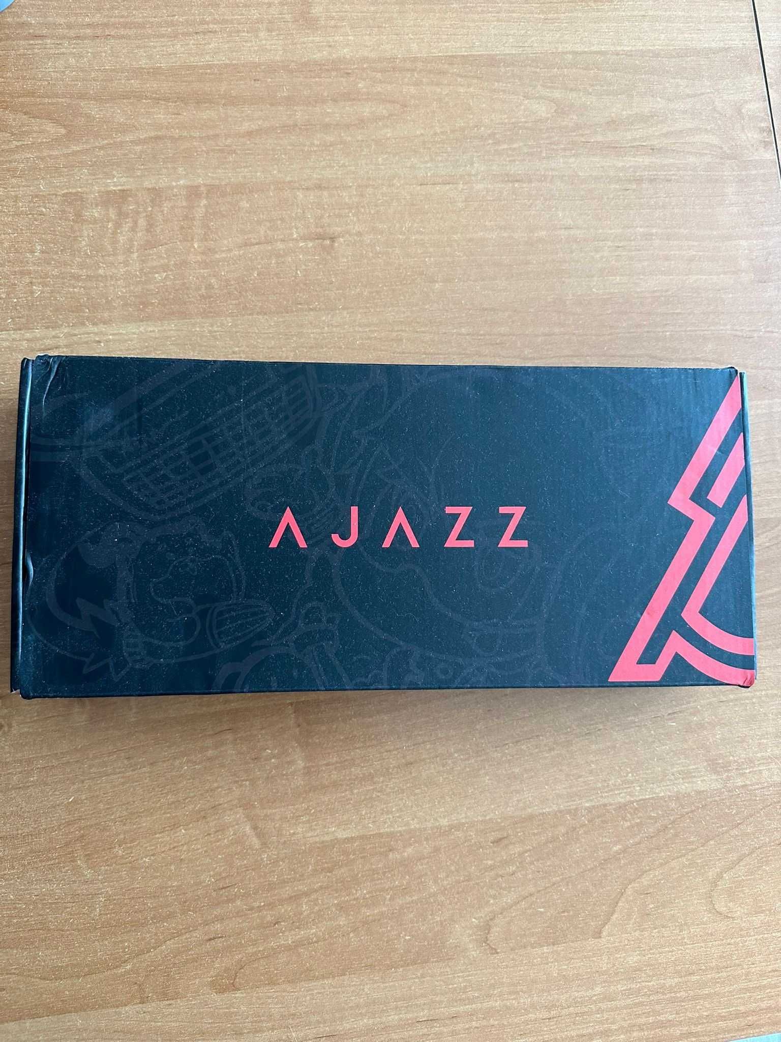 biała klawiatura mechaniczna ajazz ak820