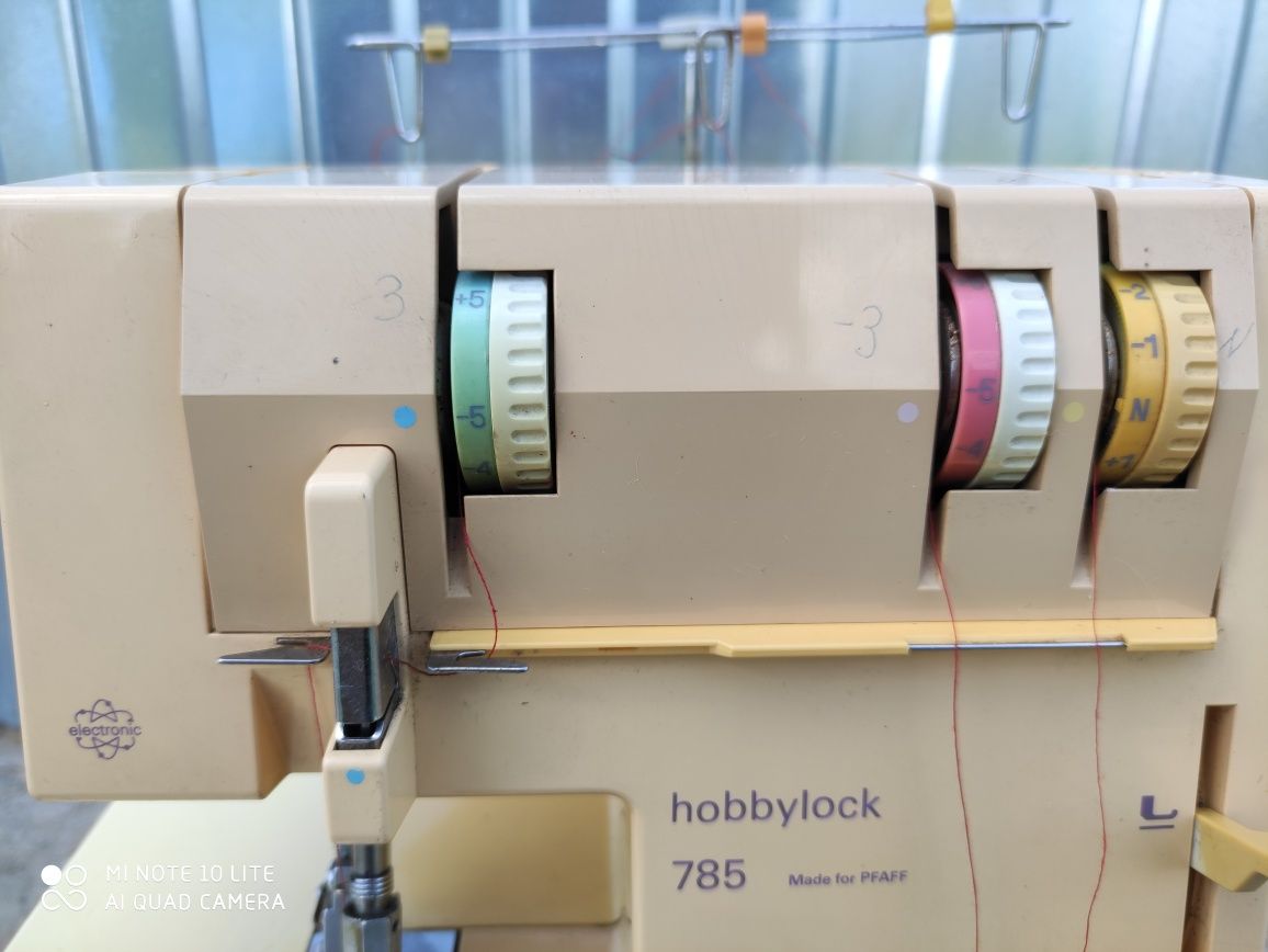 Maszyna do szycia overlock PFAFF hobbylock 785