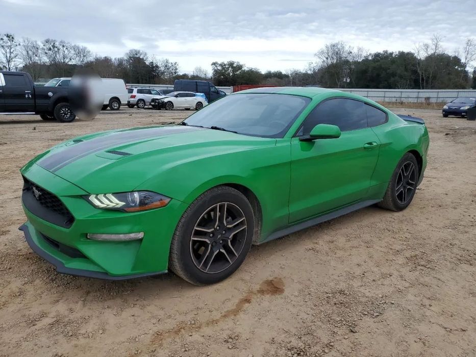Ford Mustang Ecoboost 2.3L w pięknym koloru z 2019 roku