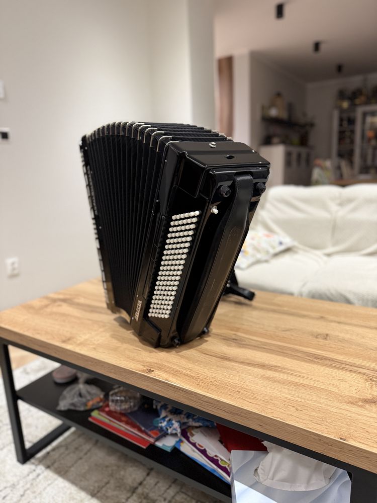 Akordeon Royal Standard Selecta