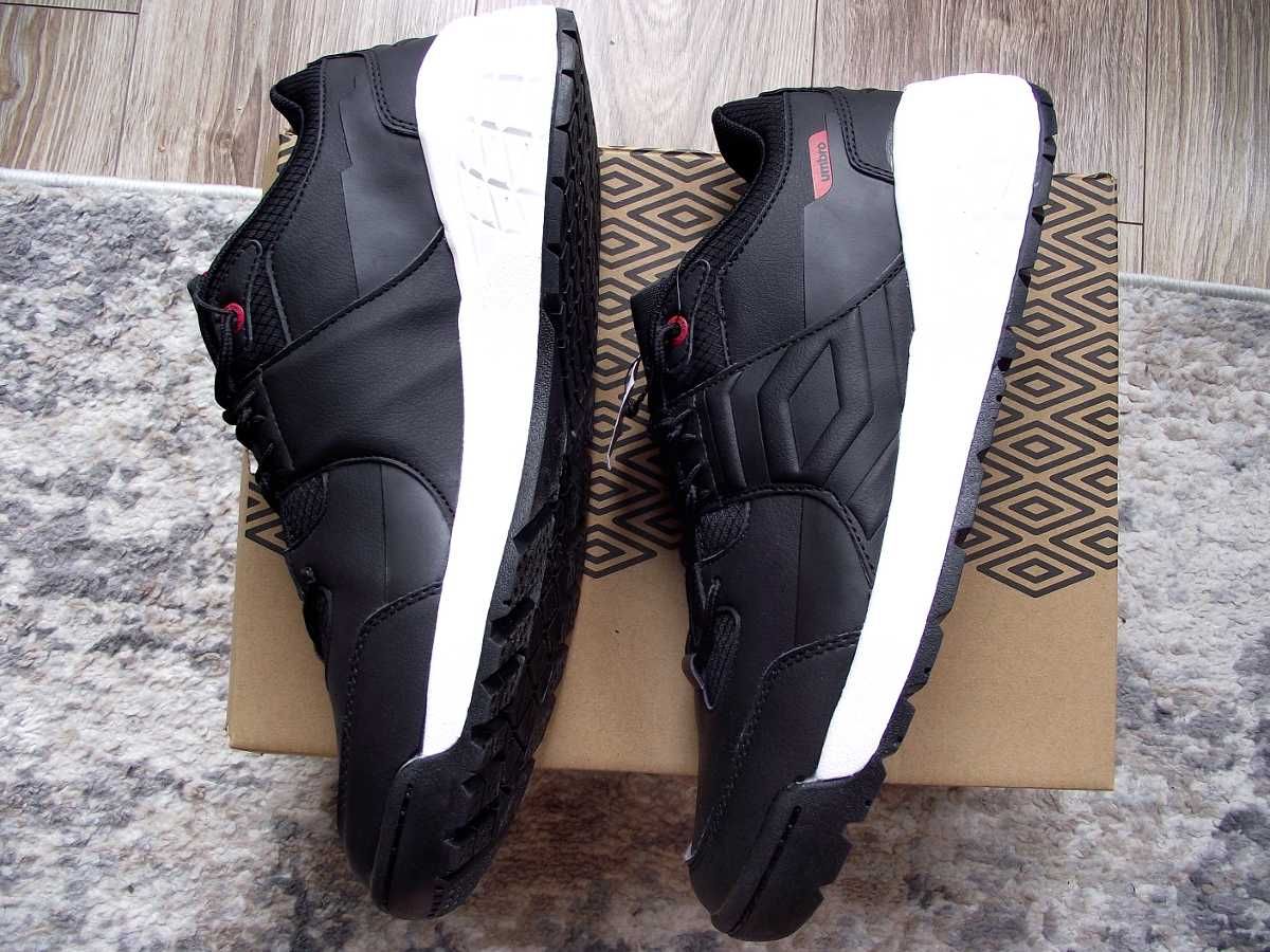 Buty Umbro Revenger 44 , UK 10 wkł. 28,5 cm Nowe