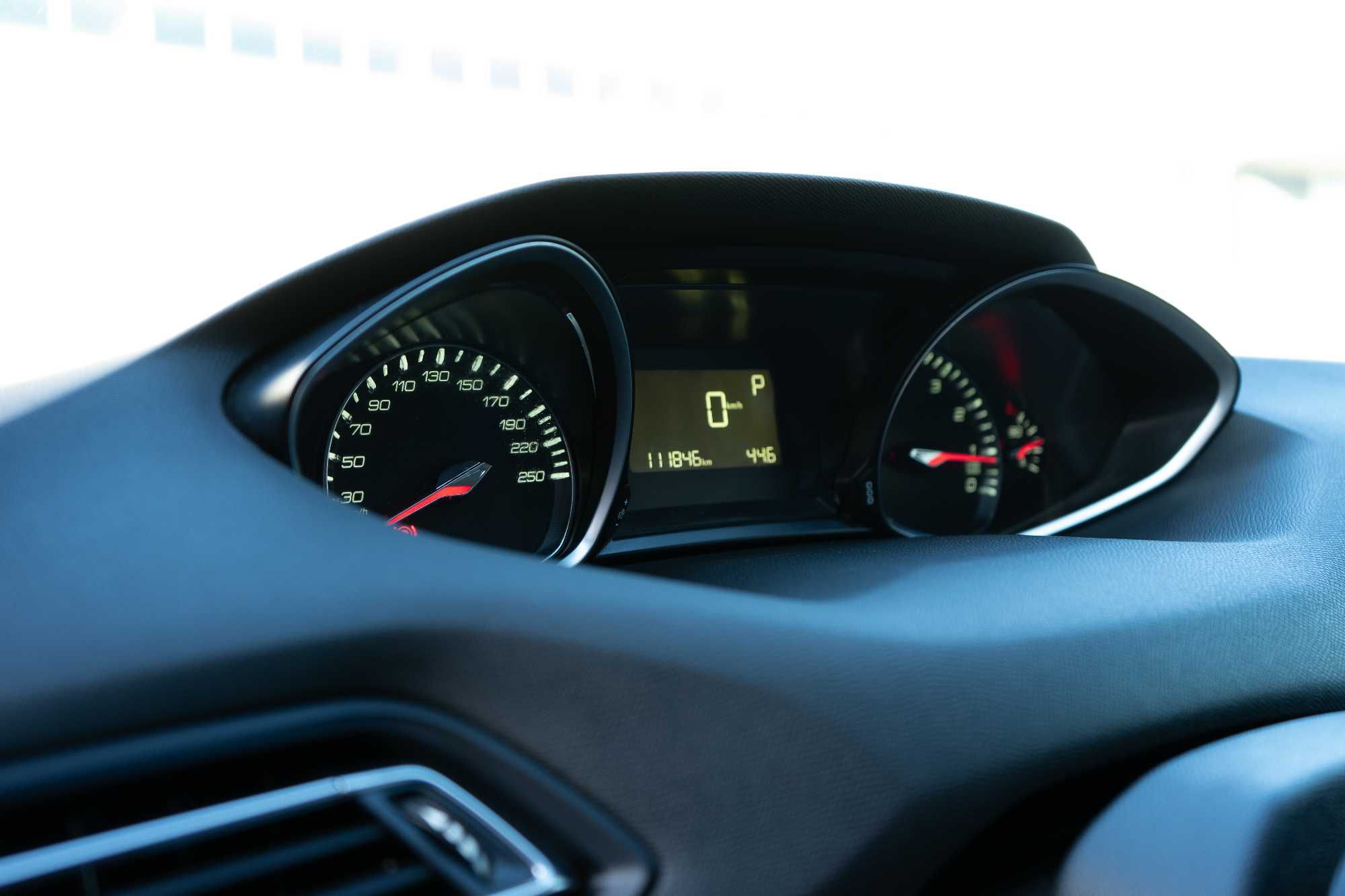 PEUGEOT 308 PureTech Allure 130 EAT6