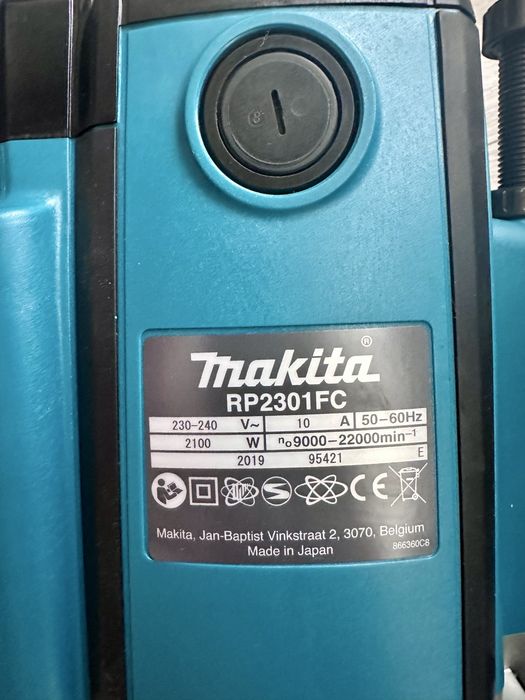 Frezarka Makita RP2301FCXK/2 nowa