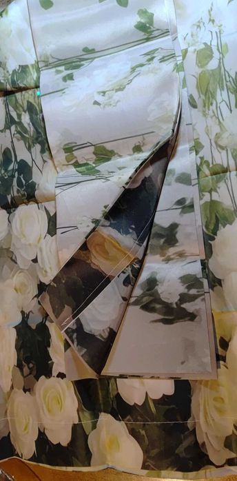 ZASŁONY 2D 60x150cm BIAŁE RÓŻE eleganckie z liśćmi na tunelu 2szt h160