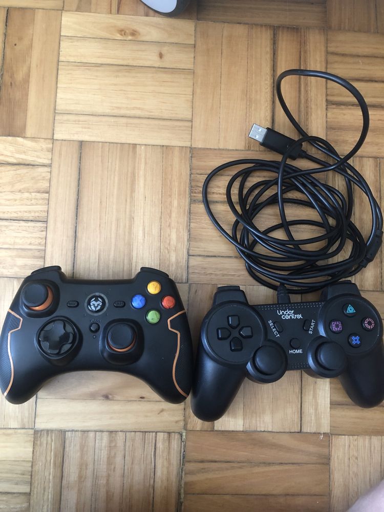 Playstation 3 desbloqueado com jogos e dois comandos
