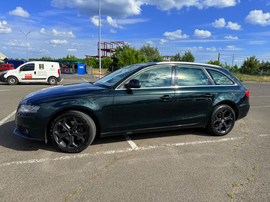 Audi a4 у кузові b8