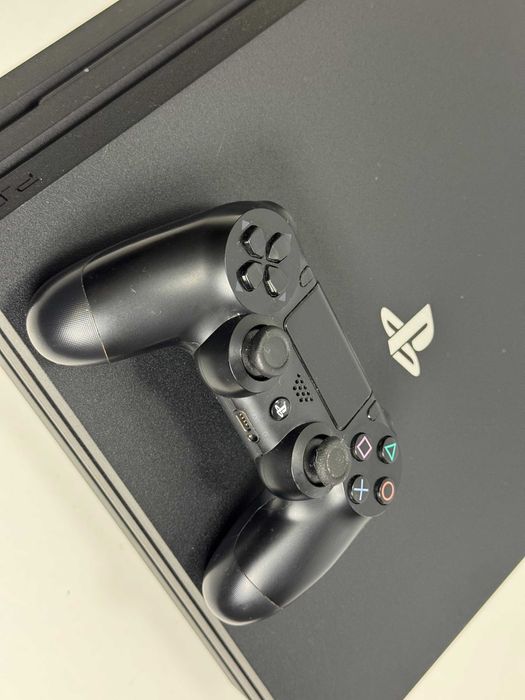 Konsola PlayStation 4 Pro PS4 1TB z Padem Gwarancja Super Stan