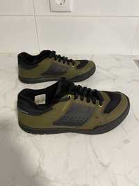 Sapatos MTB Shimano AM5