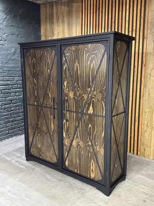 Мебель из металла и дерева под заказ | Качество, стиль и долговечность