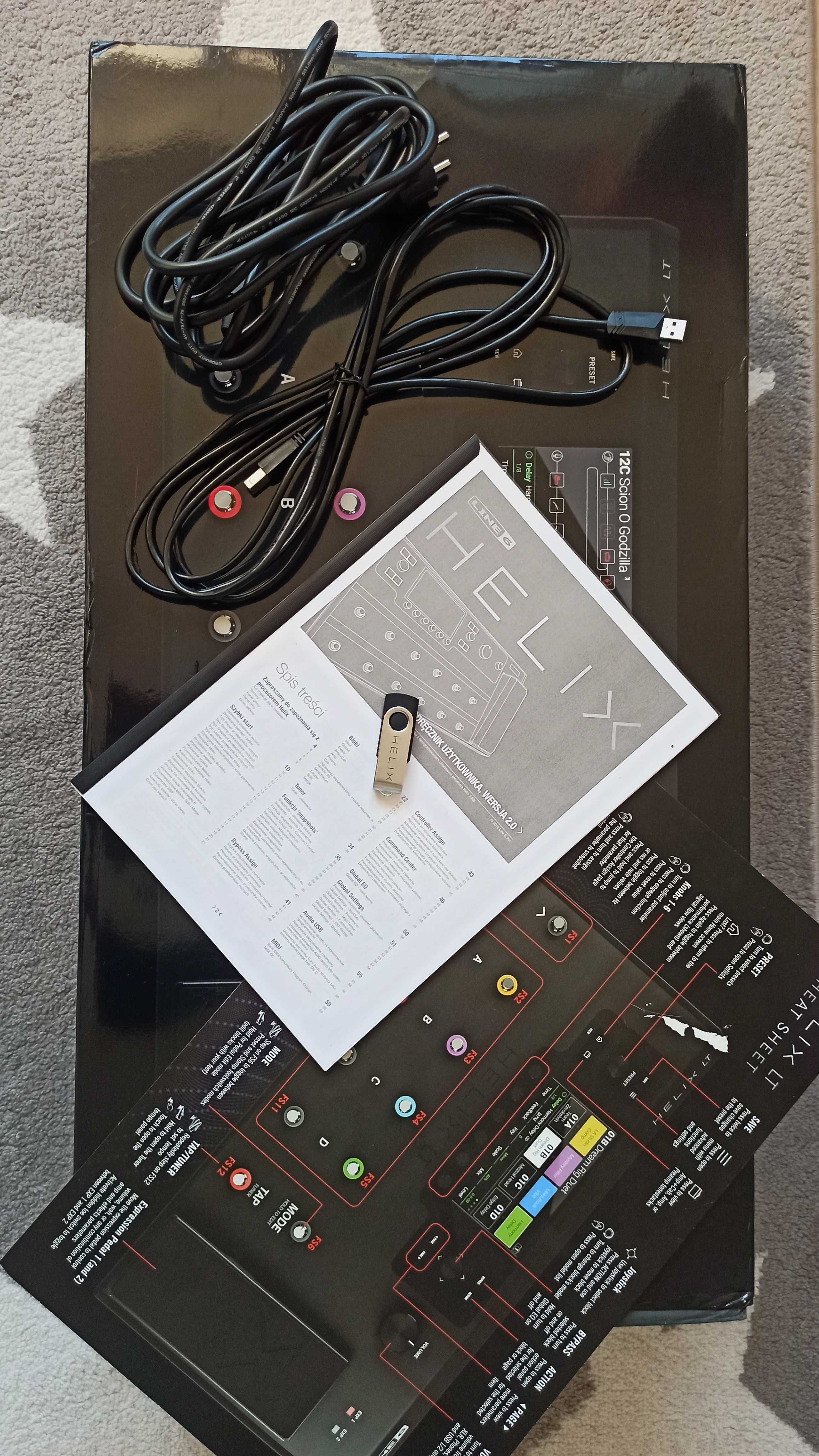 Sprzedam procesor gitarowy Helix Line 6 LT