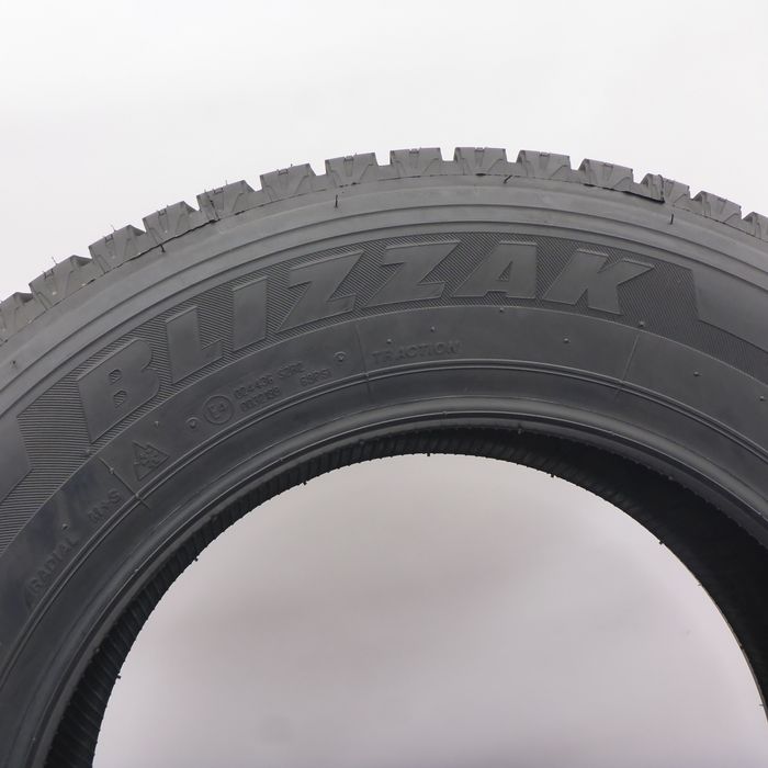 Opona 215/65/16C Bridgestone 215/65/16C 107T Zimowa 2018 Nieużywana
