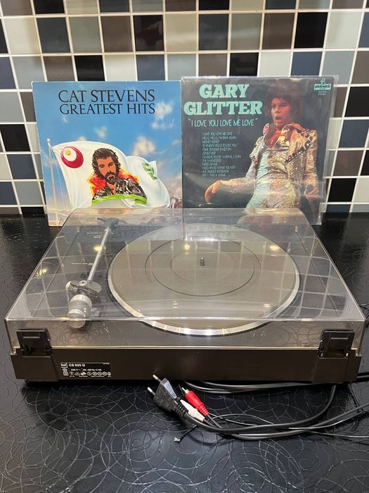 Dual CS 620Q Вініловий програвач