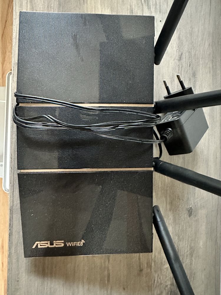 Router asus rt-ax57 oraz rt-ax55