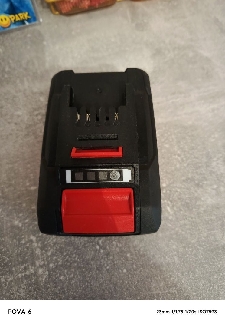 Продам аккумулятор + зарядное Einhel 18v 4,Ah.l