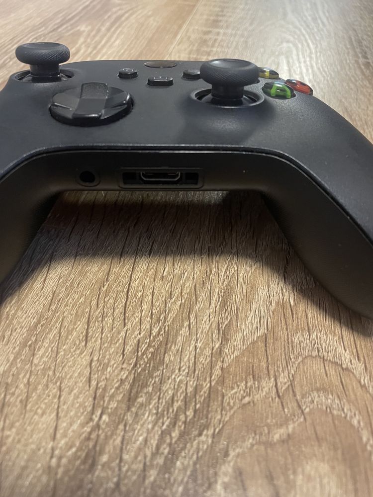 Продам контролер для Xbox series