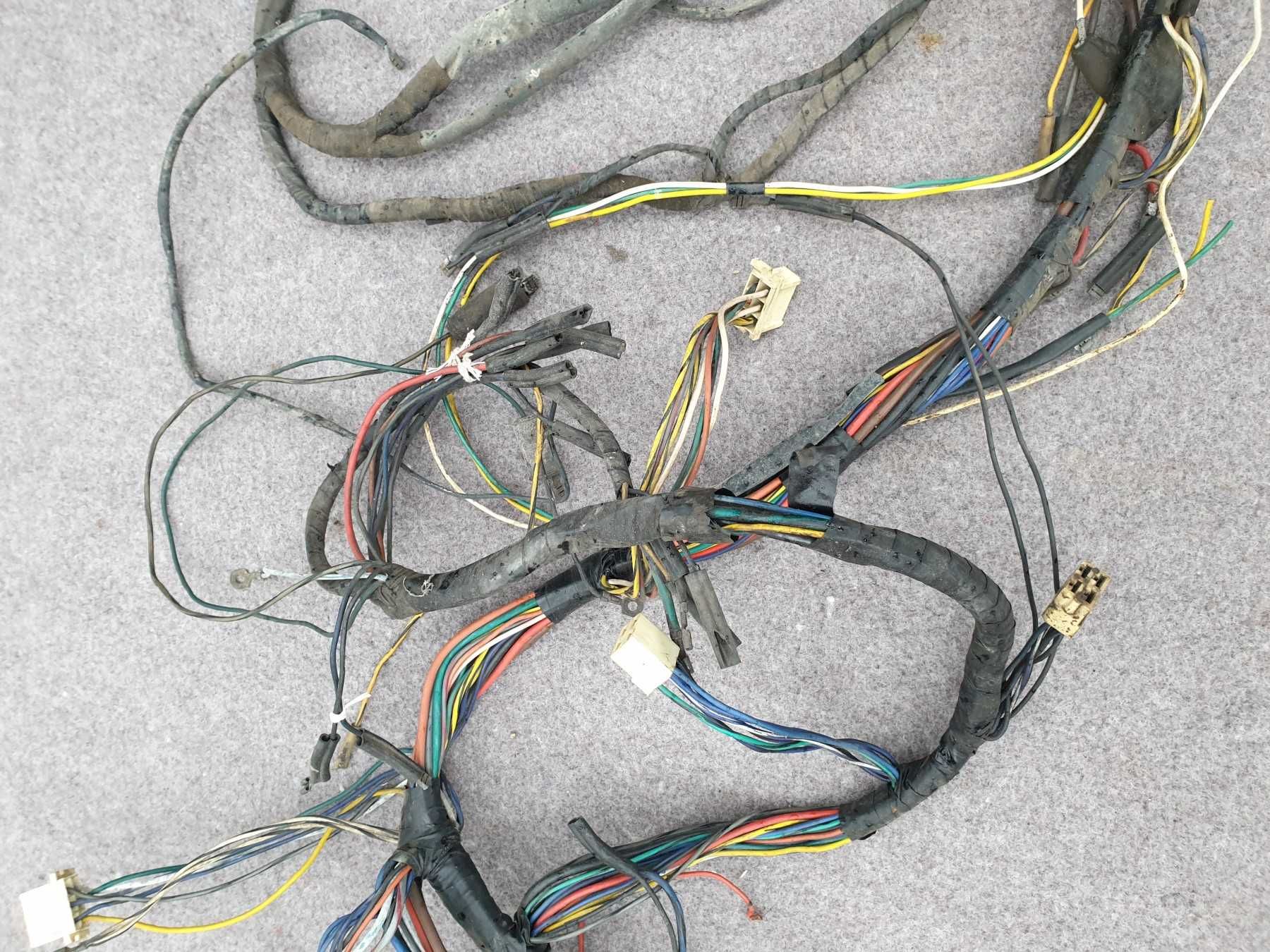 Instalacja elektryczna Polski Fiat 125p FSO wiązka przewody kable