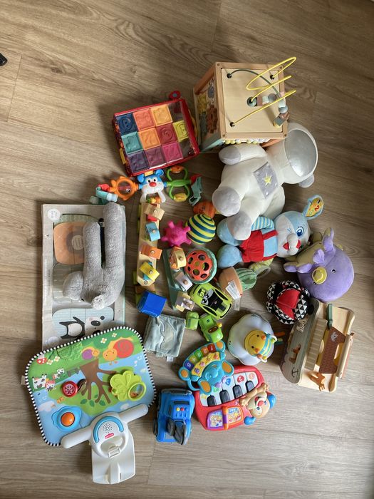 Wielki zestaw zabawek dla malucha od 0-2 lat