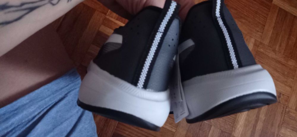 Reebok czarne roz. 37