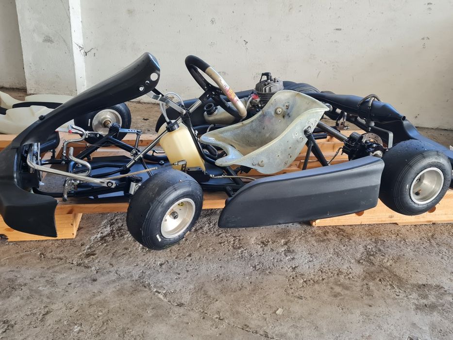 Kart completo e em bom estado